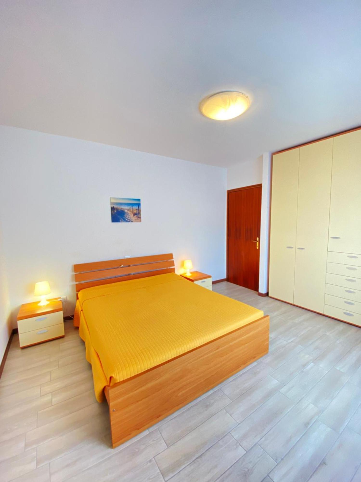 Apartment Blu Residence 利尼亚诺萨比亚多罗 外观 照片